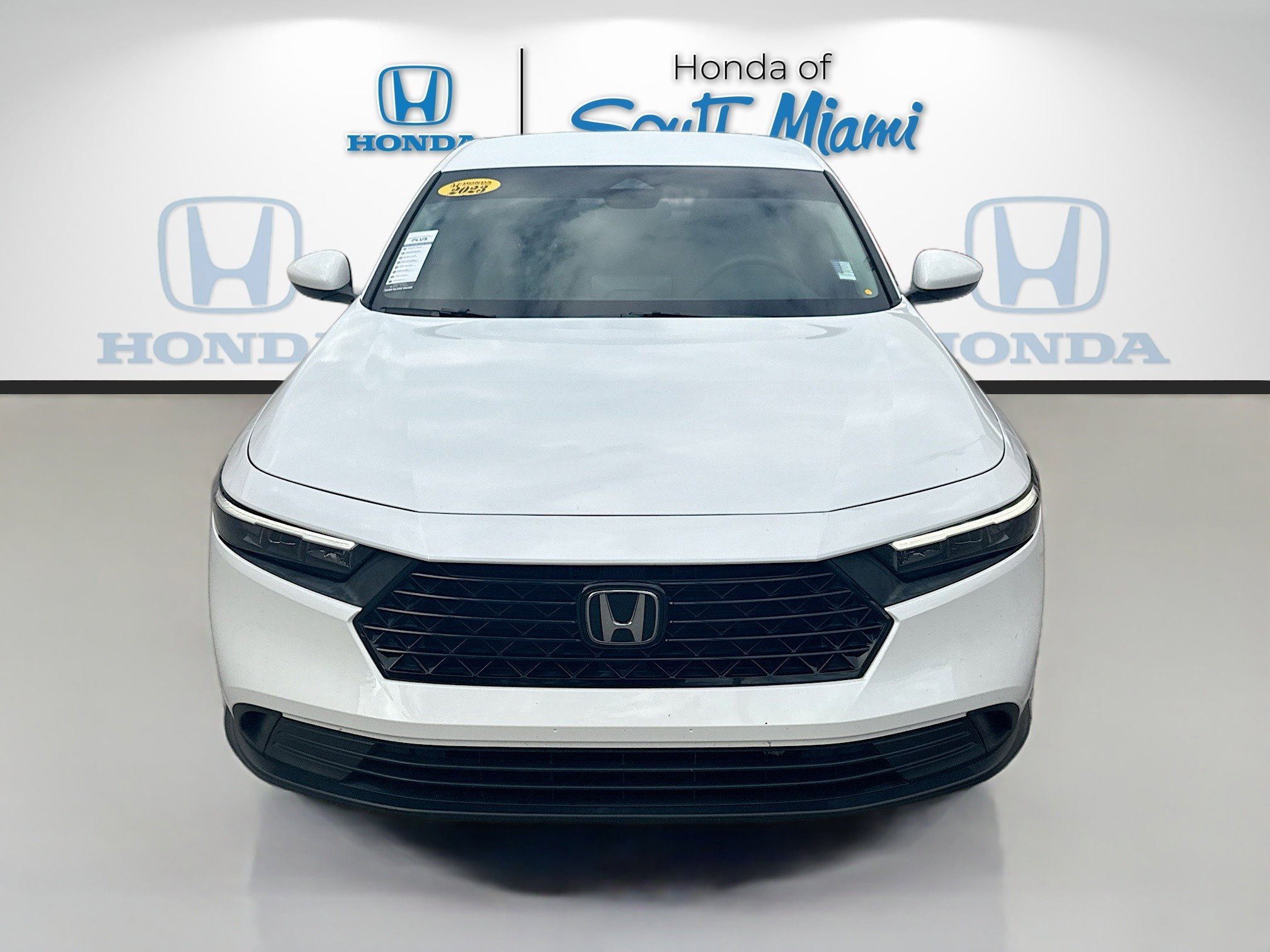 Used 2023 Honda Accord LX image 2