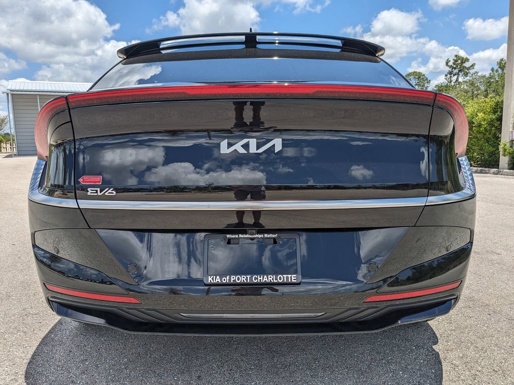 New 2025 Kia EV6 Wind RWD image 6