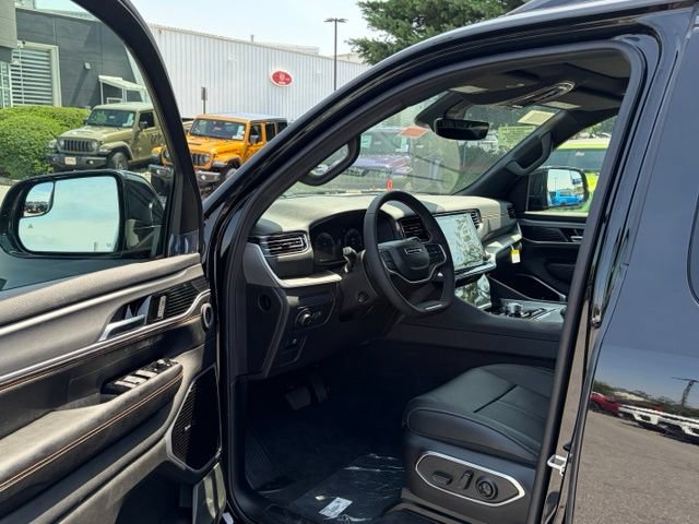 New 2026 Jeep Grand Wagoneer 4WD image 14