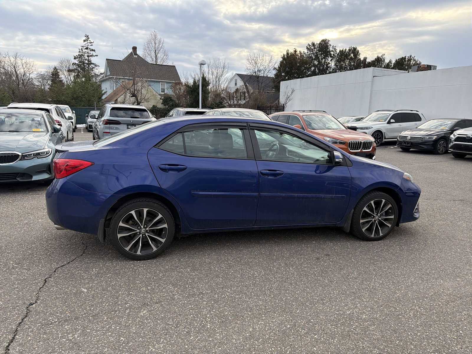 Used 2018 Toyota Corolla SE image 6