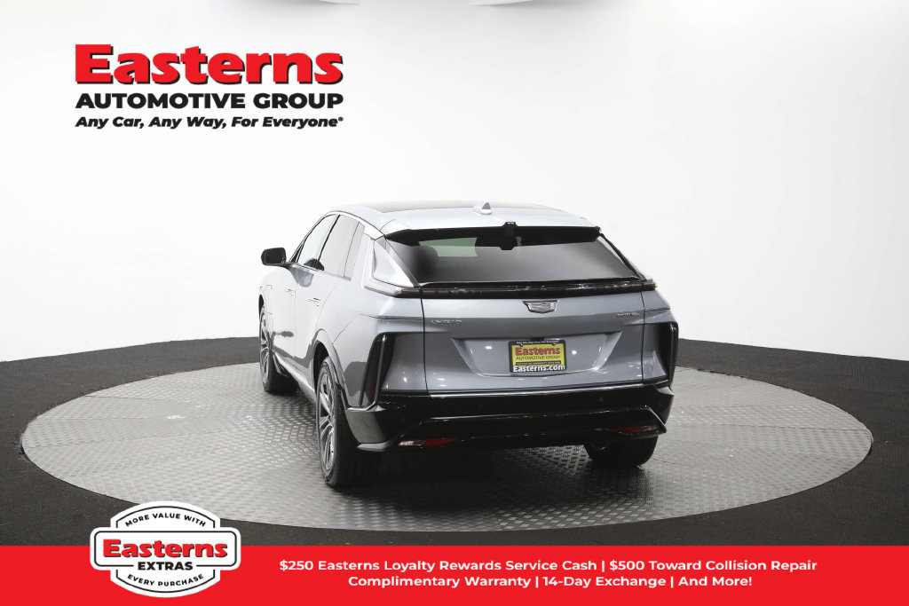 Used 2024 Cadillac Lyriq Luxury AWD/4WD image 42