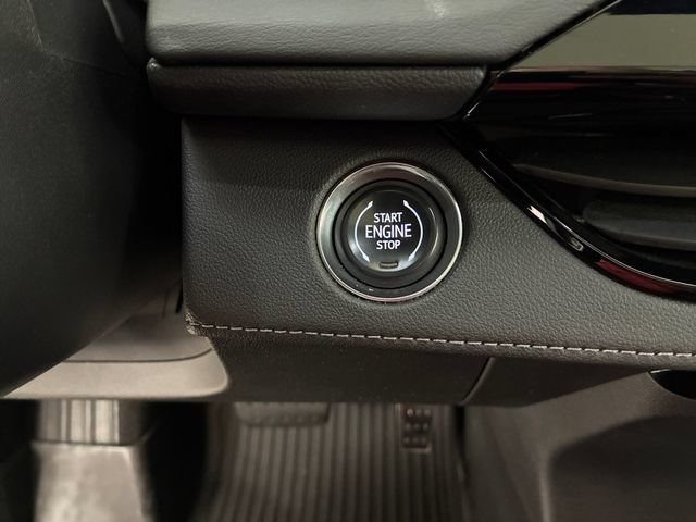Used 2025 Buick Enclave Avenir w/ Super Cruise Package AWD/4WD image 24