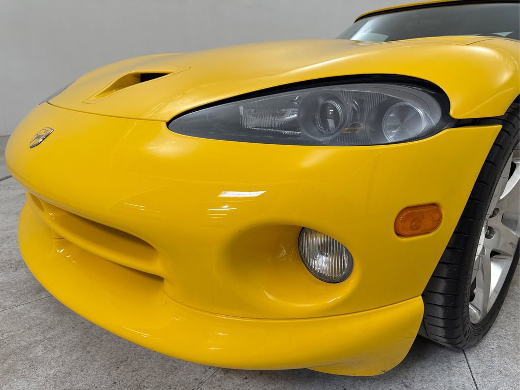Used 2002 Dodge Viper RT/10 image 21
