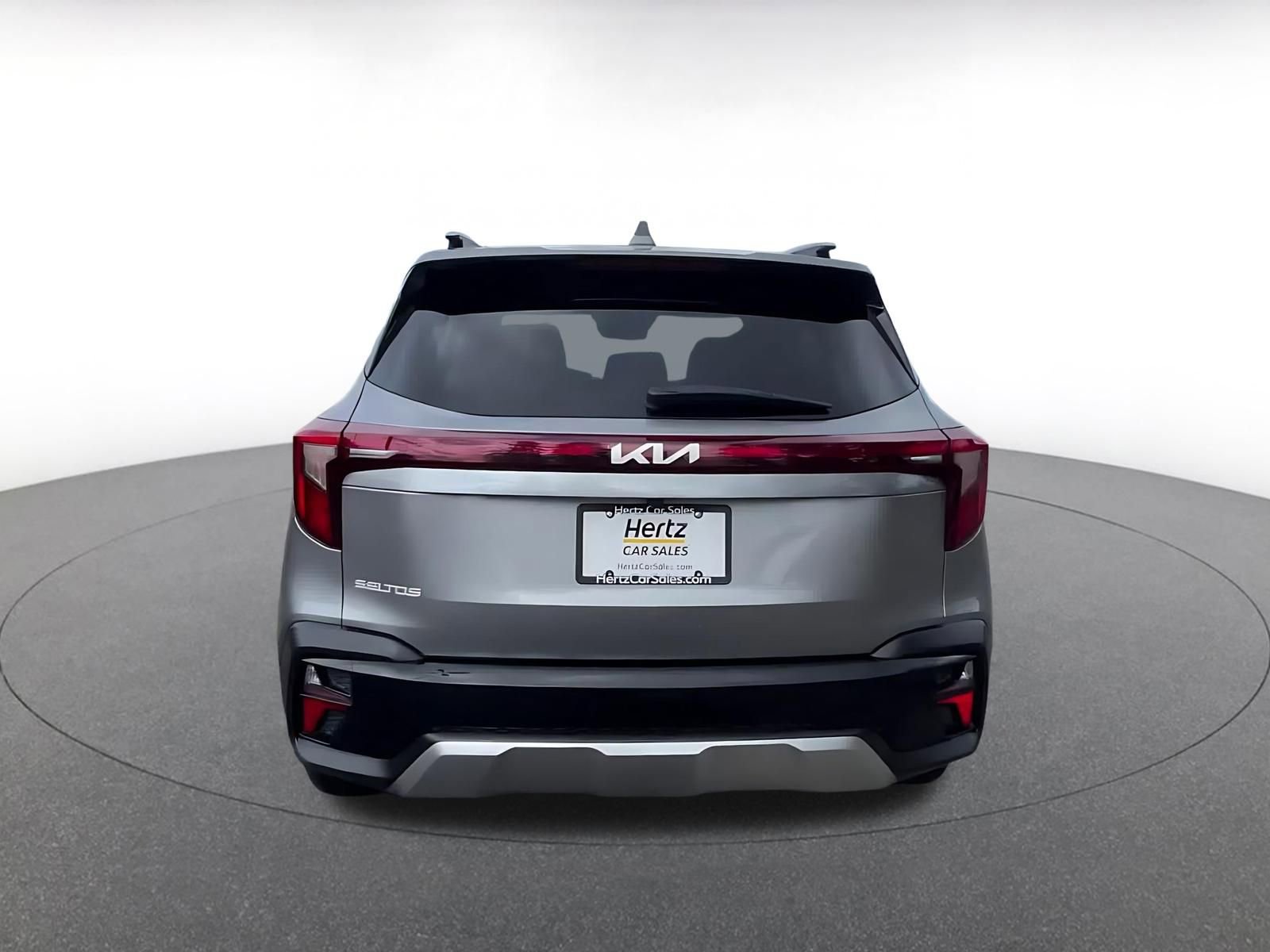 Used 2025 Kia Seltos S image 12