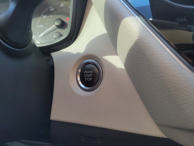 Used 2023 Toyota Corolla LE image 32