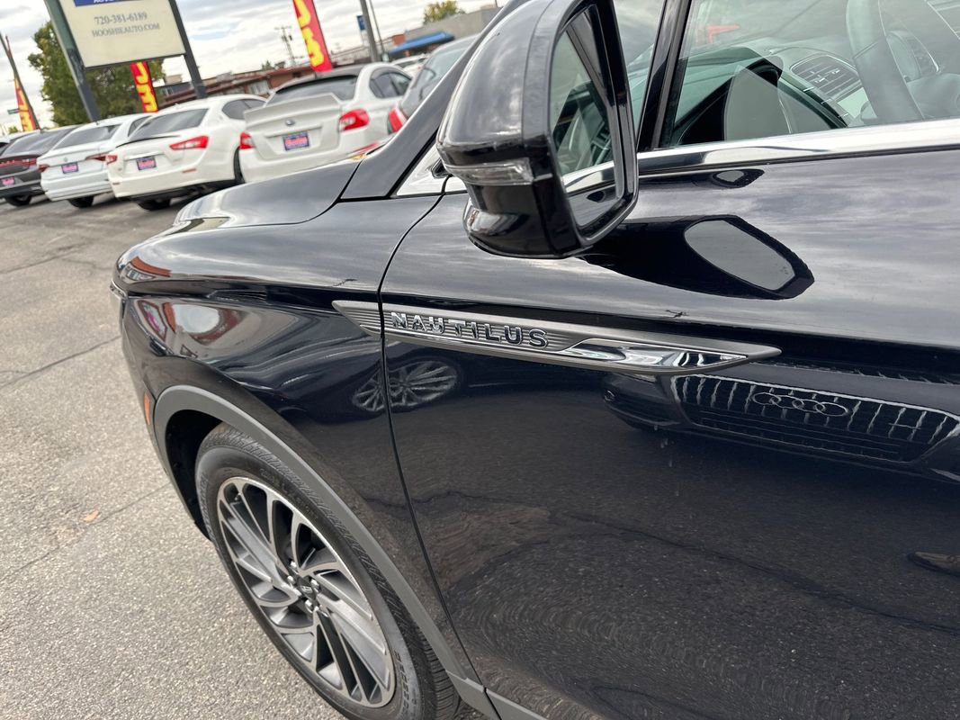 Used 2019 Lincoln Nautilus Reserve image 22