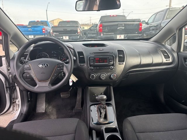 Used 2018 Kia Forte LX image 14