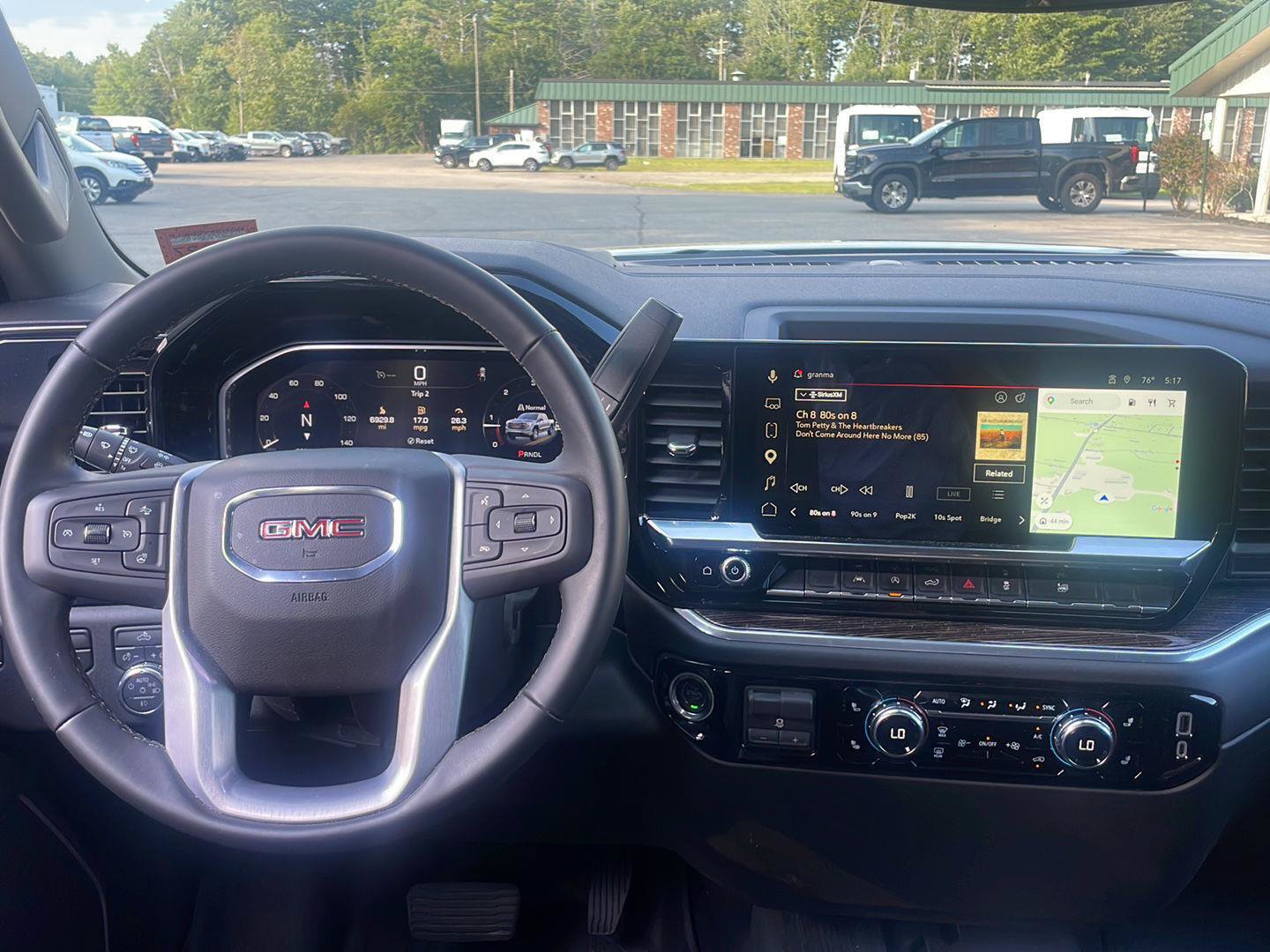 Certified 2026 GMC Sierra 1500 Elevation w/ Elevation Select Package AWD/4WD image 11