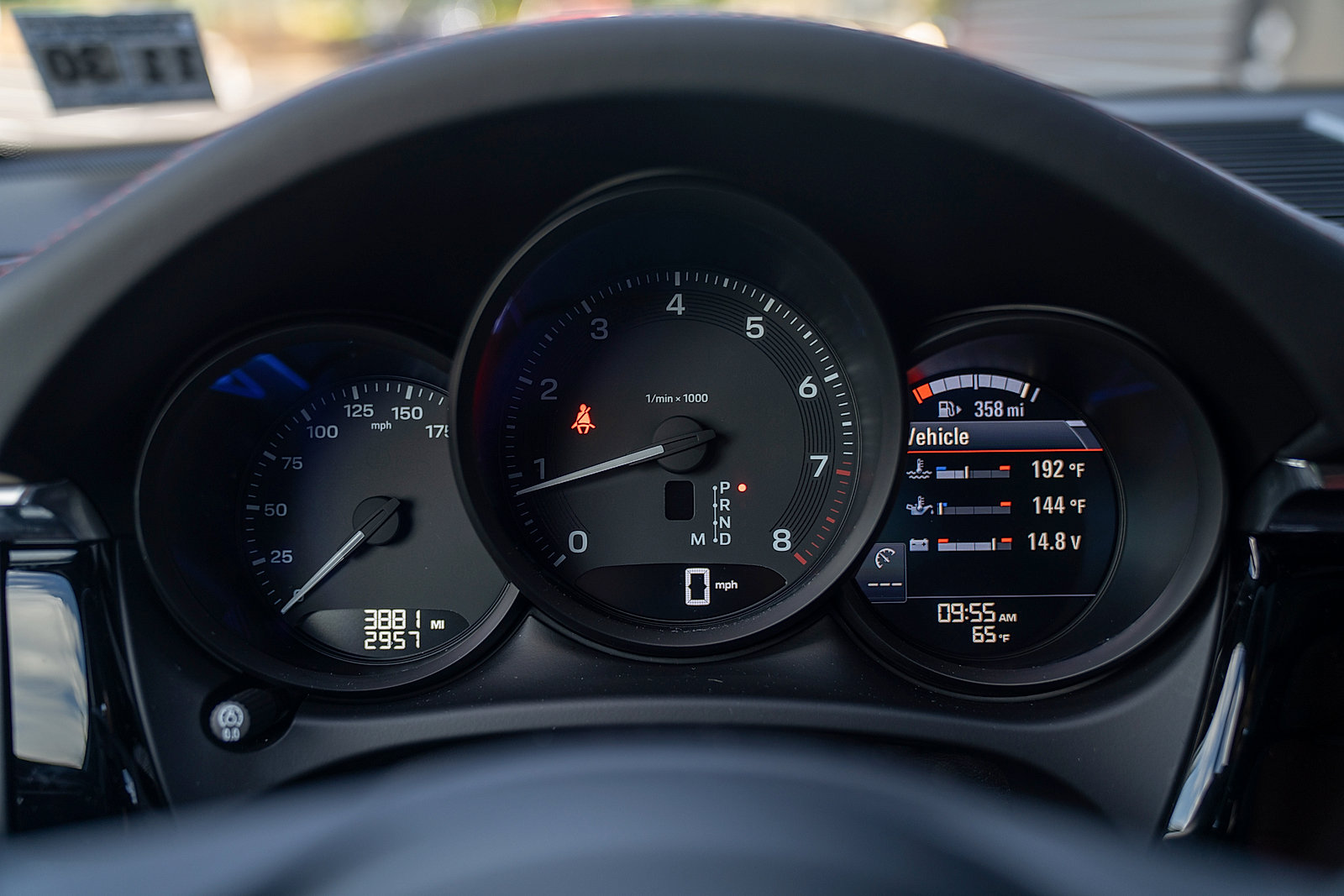 Certified 2026 Porsche Macan AWD/4WD image 9