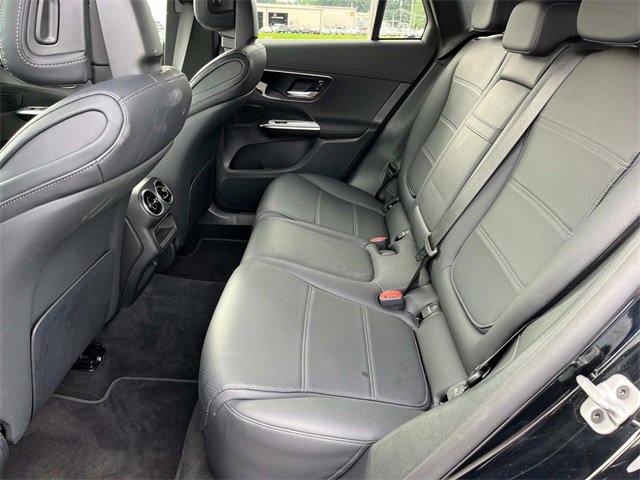 Used 2024 Mercedes-Benz GLC 300 image 19