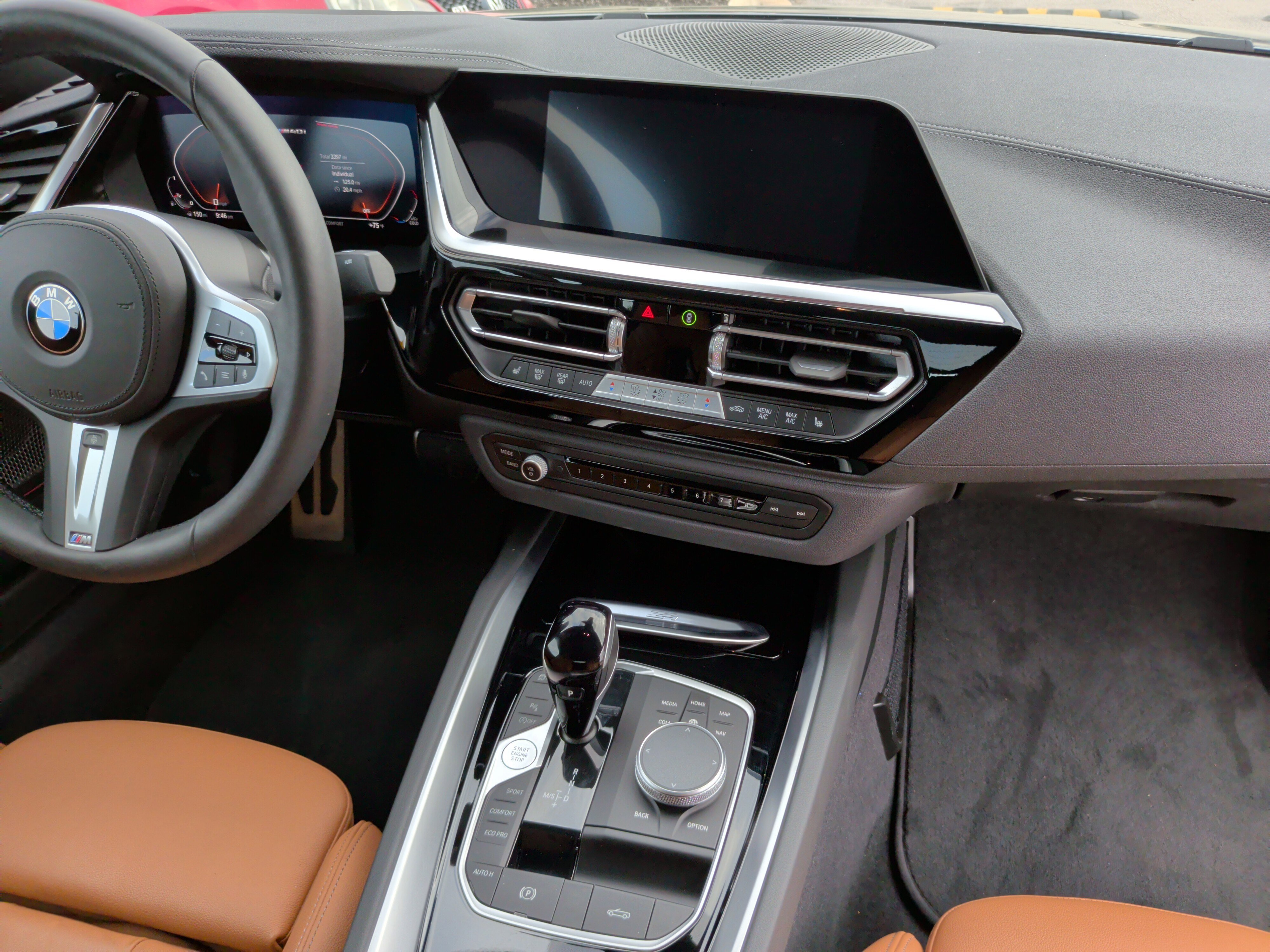 Certified 2026 BMW Z4 M40i w/ Premium Package image 32