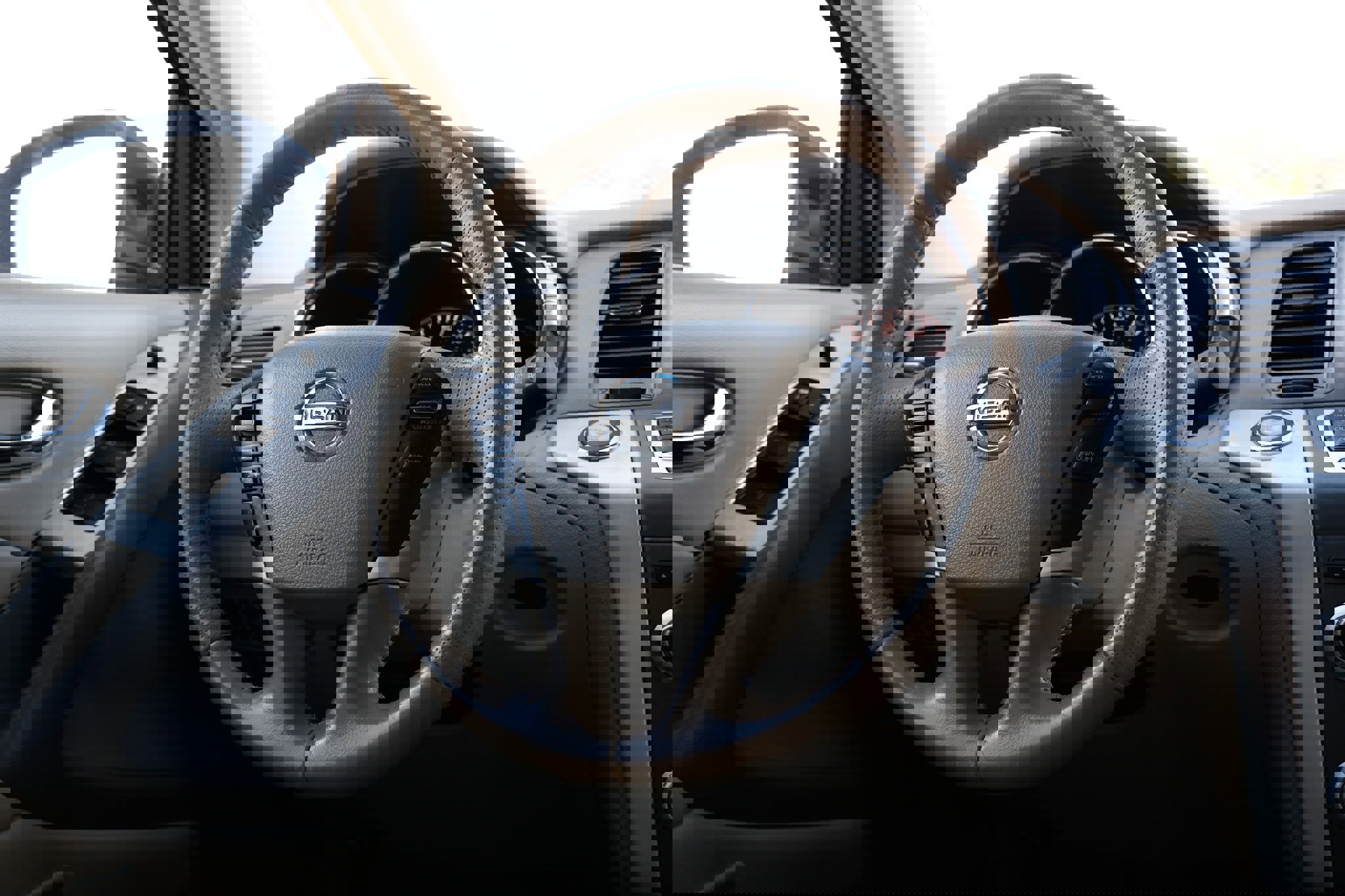 Used 2013 Nissan Murano SL w/ Navigation Pkg image 33