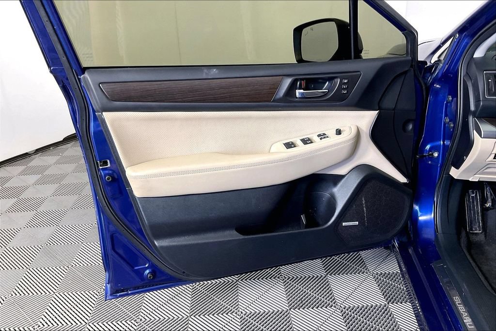 Used 2017 Subaru Legacy 2.5i Limited AWD/4WD image 22