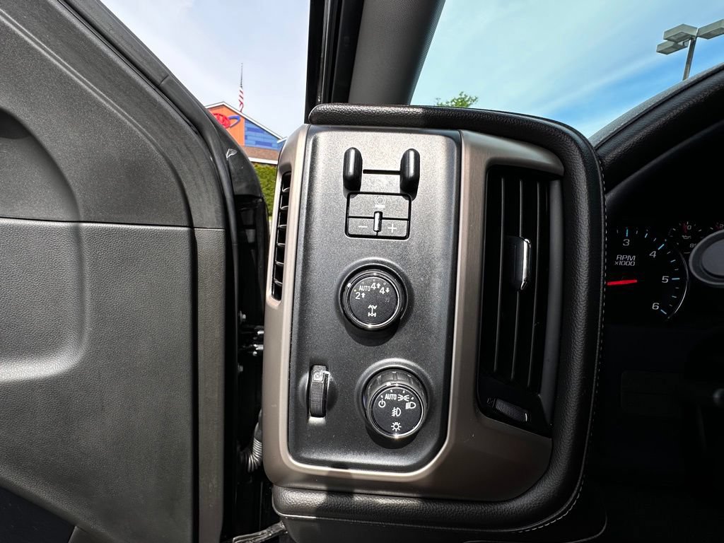 Certified 2018 GMC Sierra 1500 Denali AWD/4WD image 38
