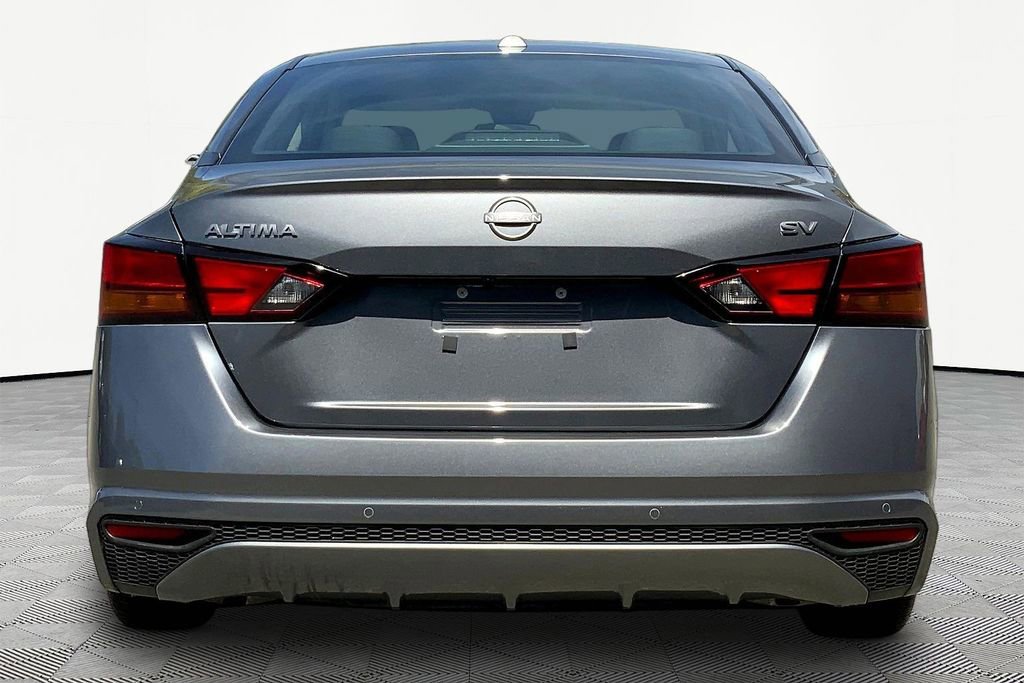 Used 2024 Nissan Altima 2.5 SV image 6