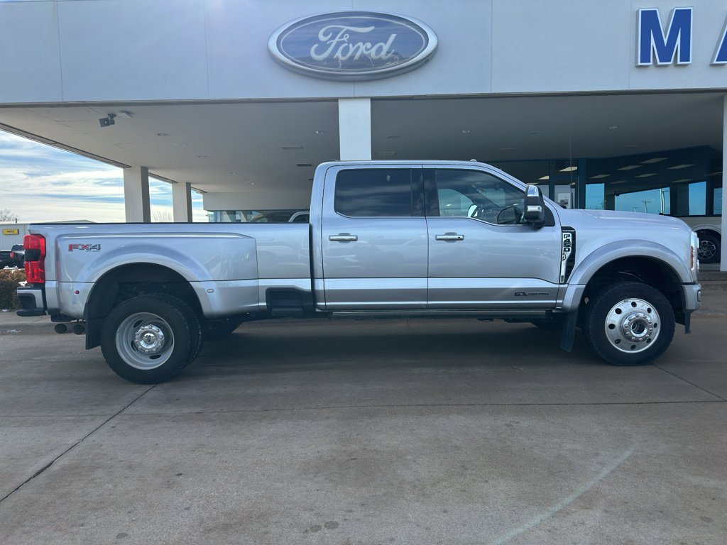 Used 2024 Ford F450 Platinum w/ FX4 Off-Road Package image 7