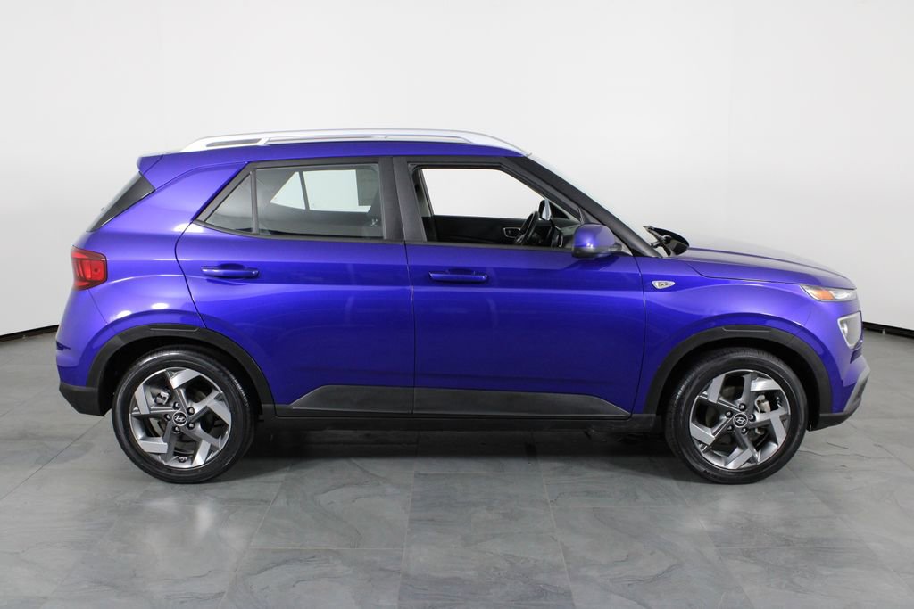 Certified 2023 Hyundai Venue SEL image 14