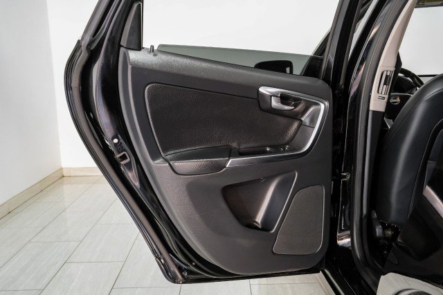 Used 2014 Volvo XC60 3.2 image 40