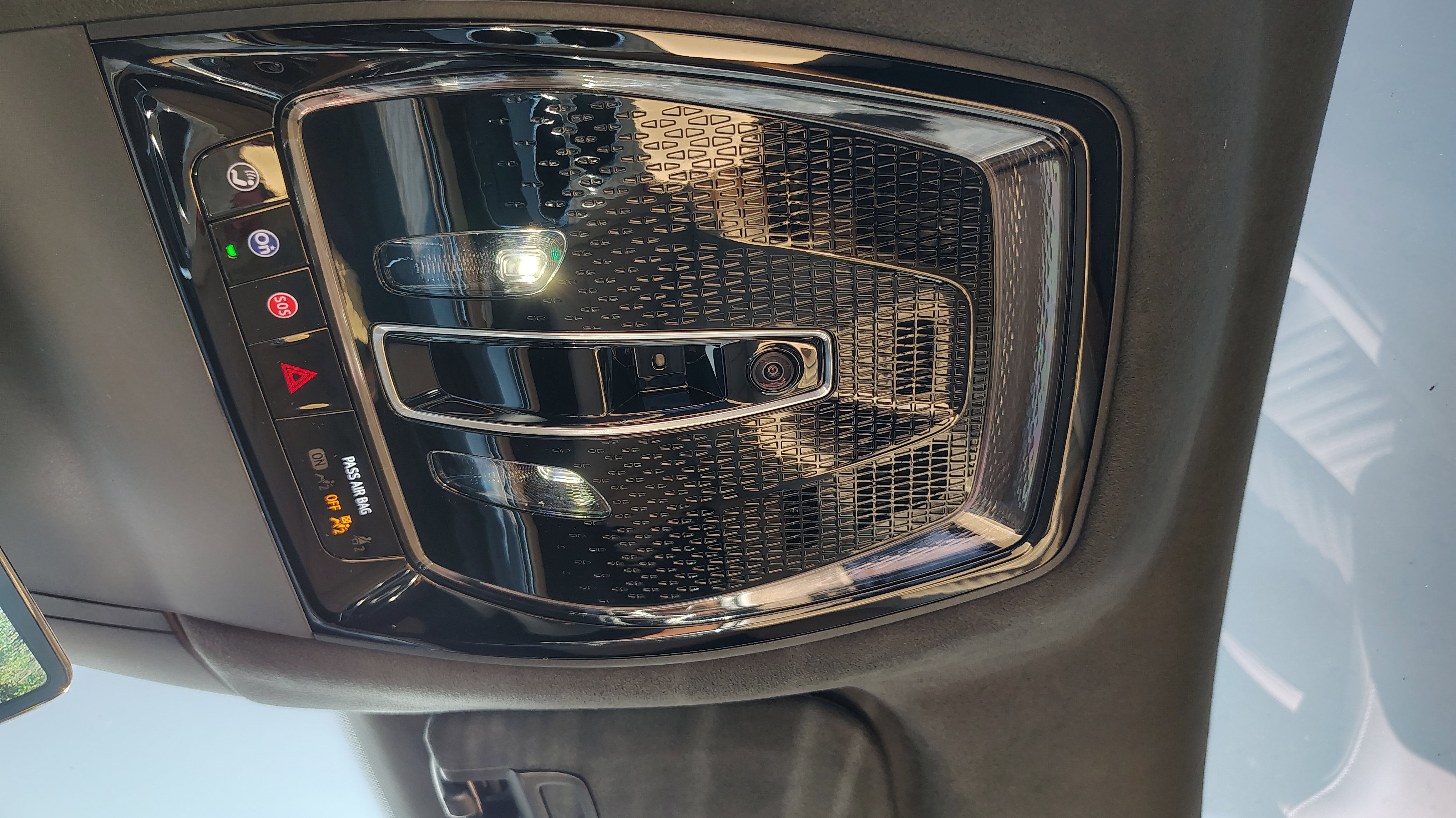 New 2025 Cadillac Escalade IQ Luxury 2 image 34