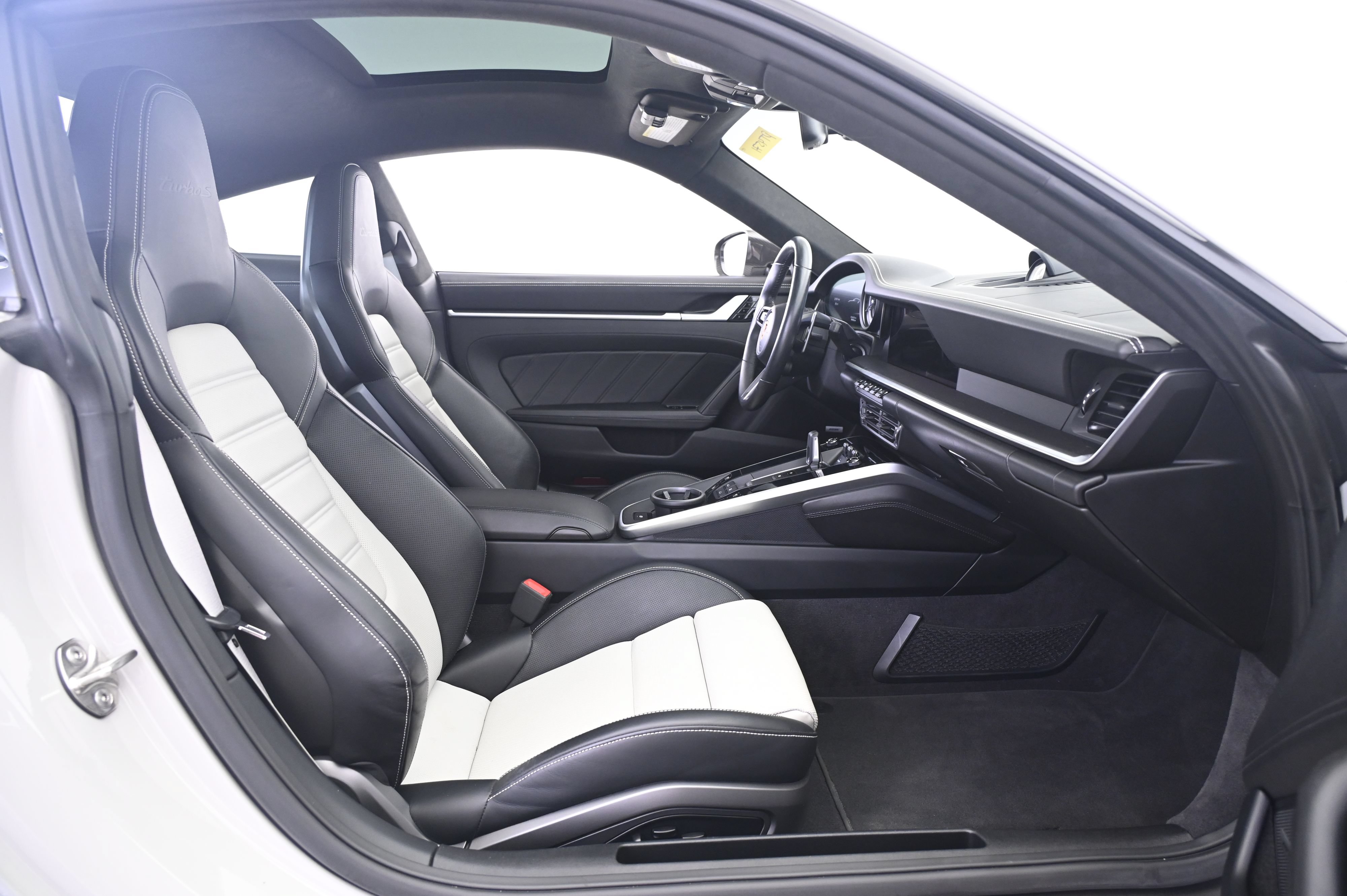 Certified 2021 Porsche 911 Turbo S AWD/4WD image 19