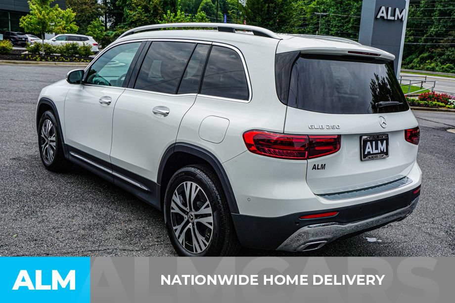 Used 2024 Mercedes-Benz GLB 250 image 4