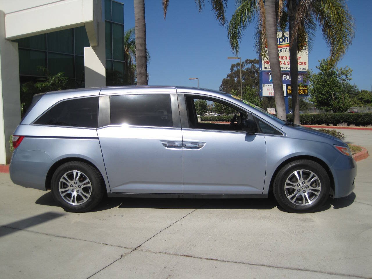 Used 2012 Honda Odyssey EX image 7