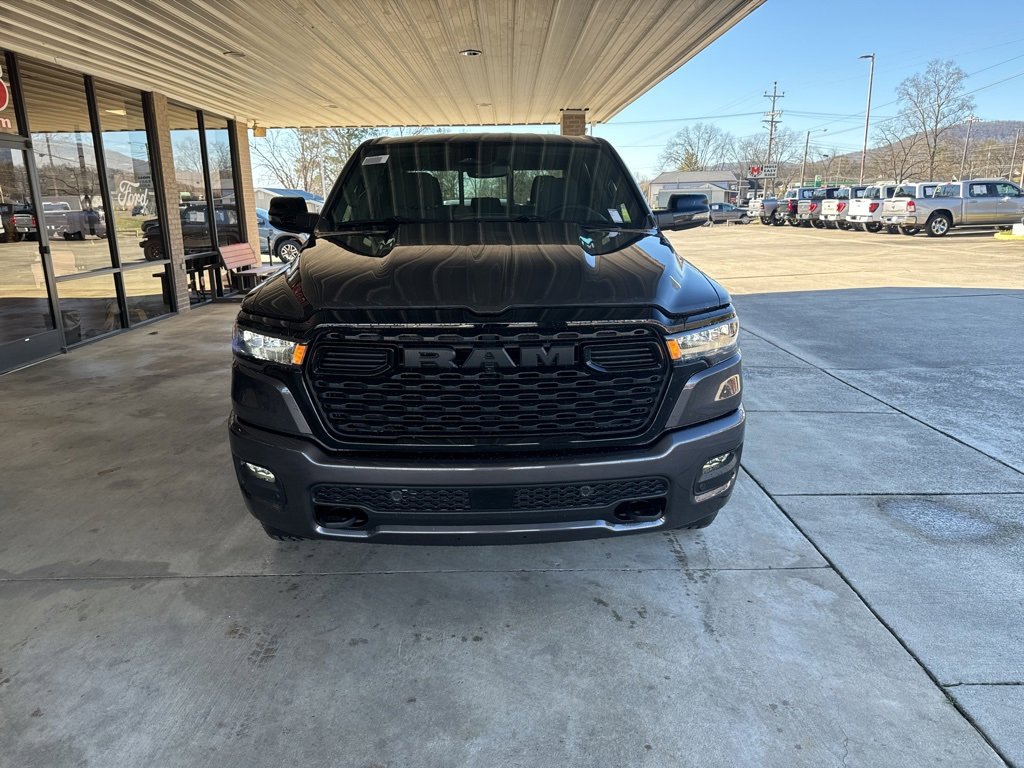 New 2026 RAM 1500 4x4 Crew Cab image 2