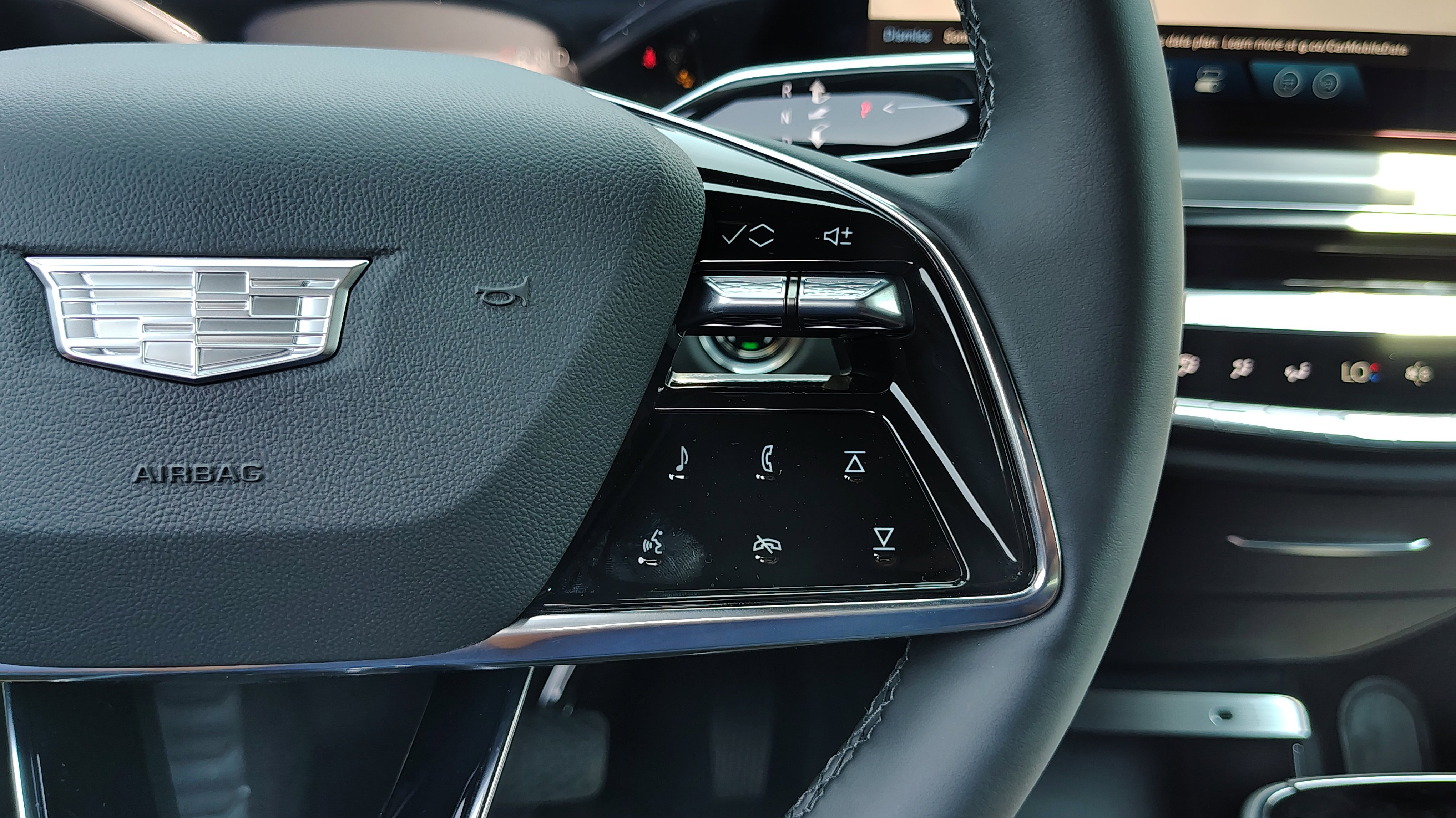 New 2025 Cadillac Lyriq Sport image 20