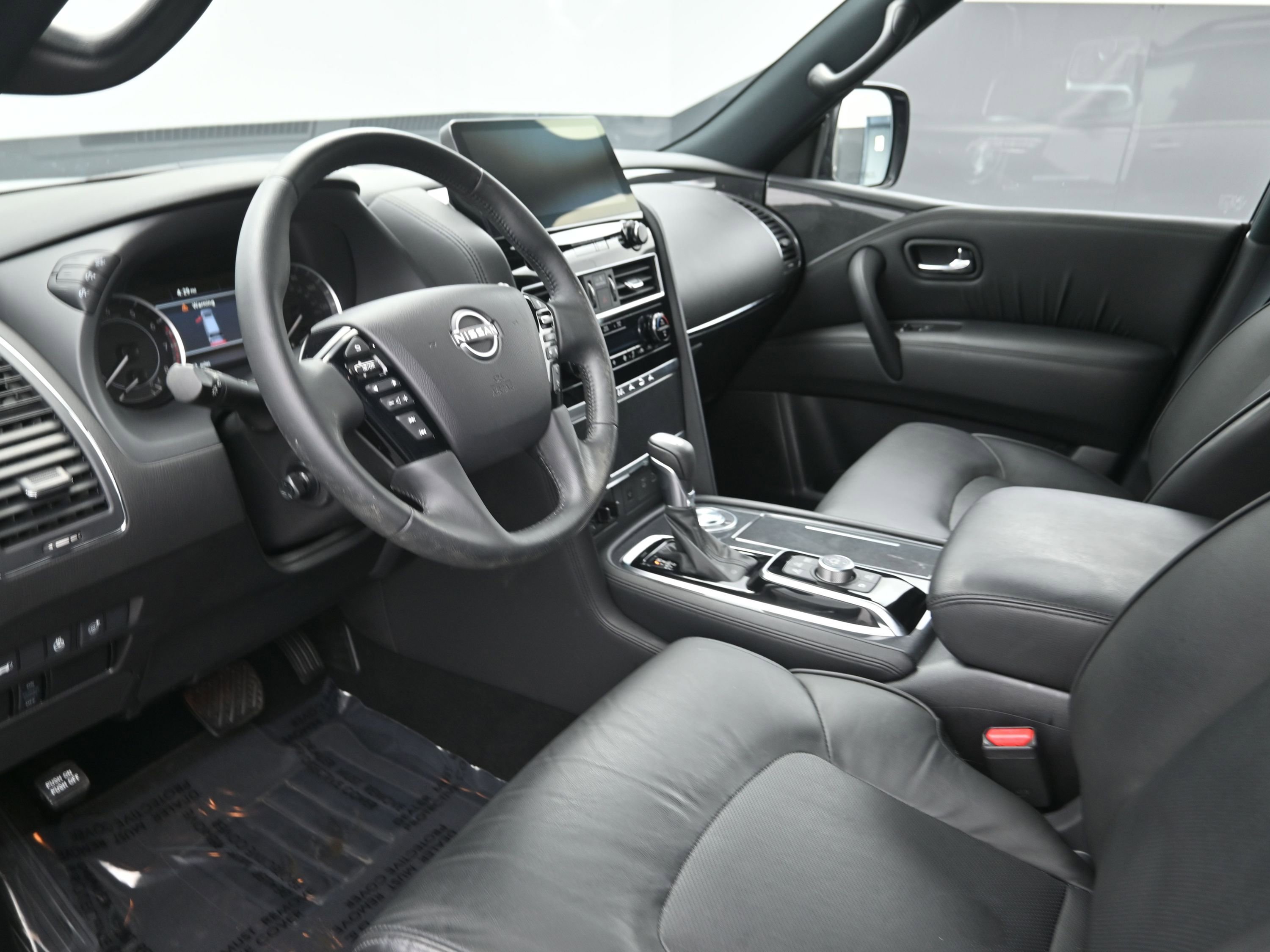 Used 2024 Nissan Armada SL w/ Midnight Edition Package image 12