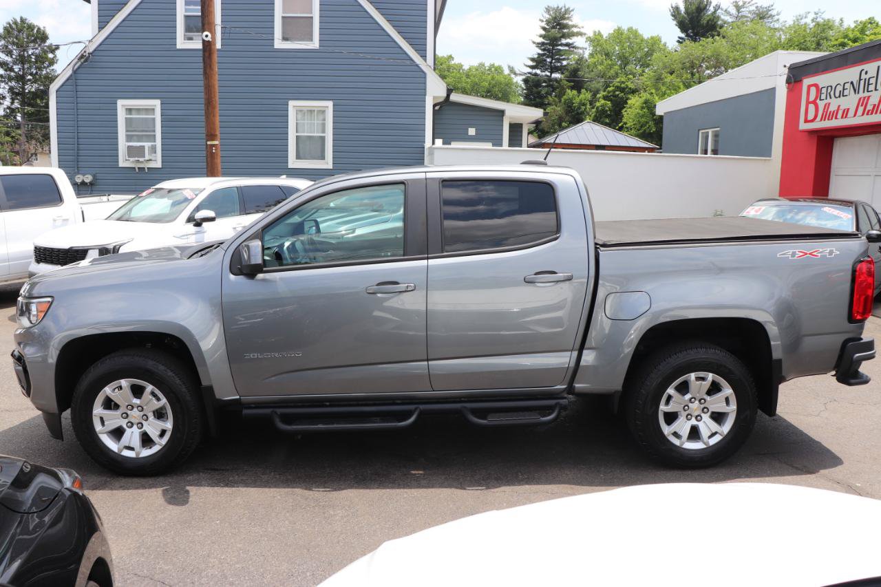 Used 2022 Chevrolet Colorado LT w/ LPO, Tonneau and Step Package AWD/4WD image 2