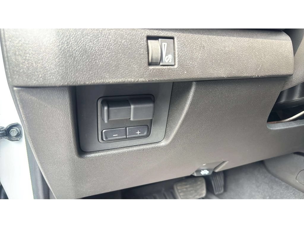 Used 2025 Chevrolet Colorado LT w/ LT Convenience Package AWD/4WD image 19