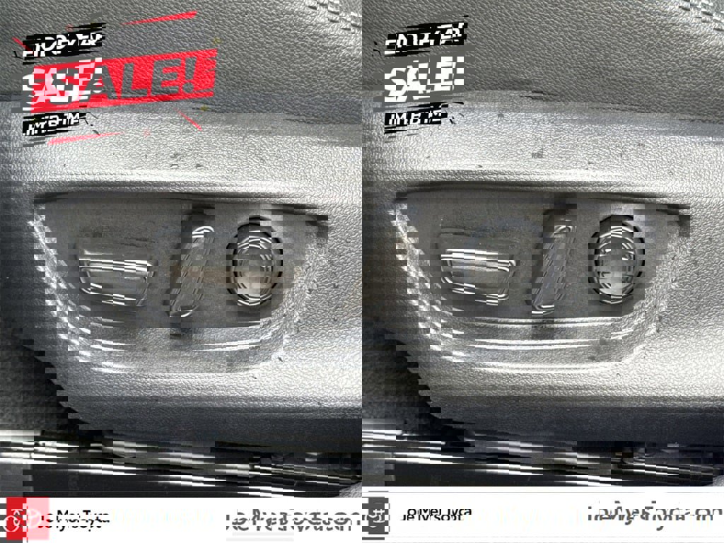 Used 2025 Toyota Camry SE image 27