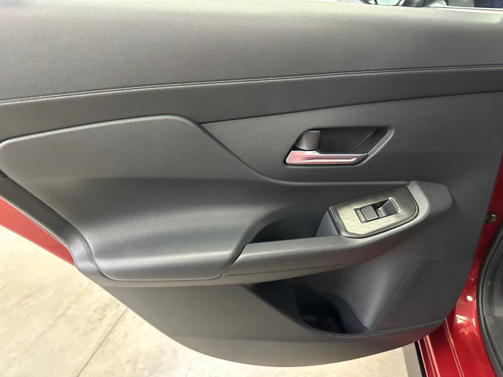 Used 2026 Nissan Sentra SR w/ Floor Mat Package FWD image 16