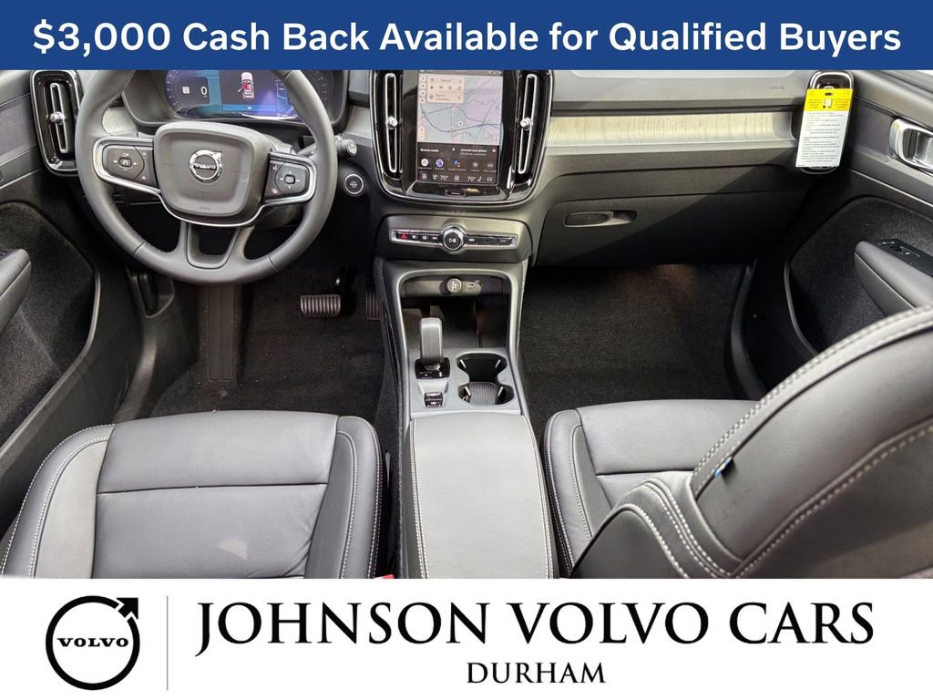 New 2026 Volvo XC40 B4 Core image 7