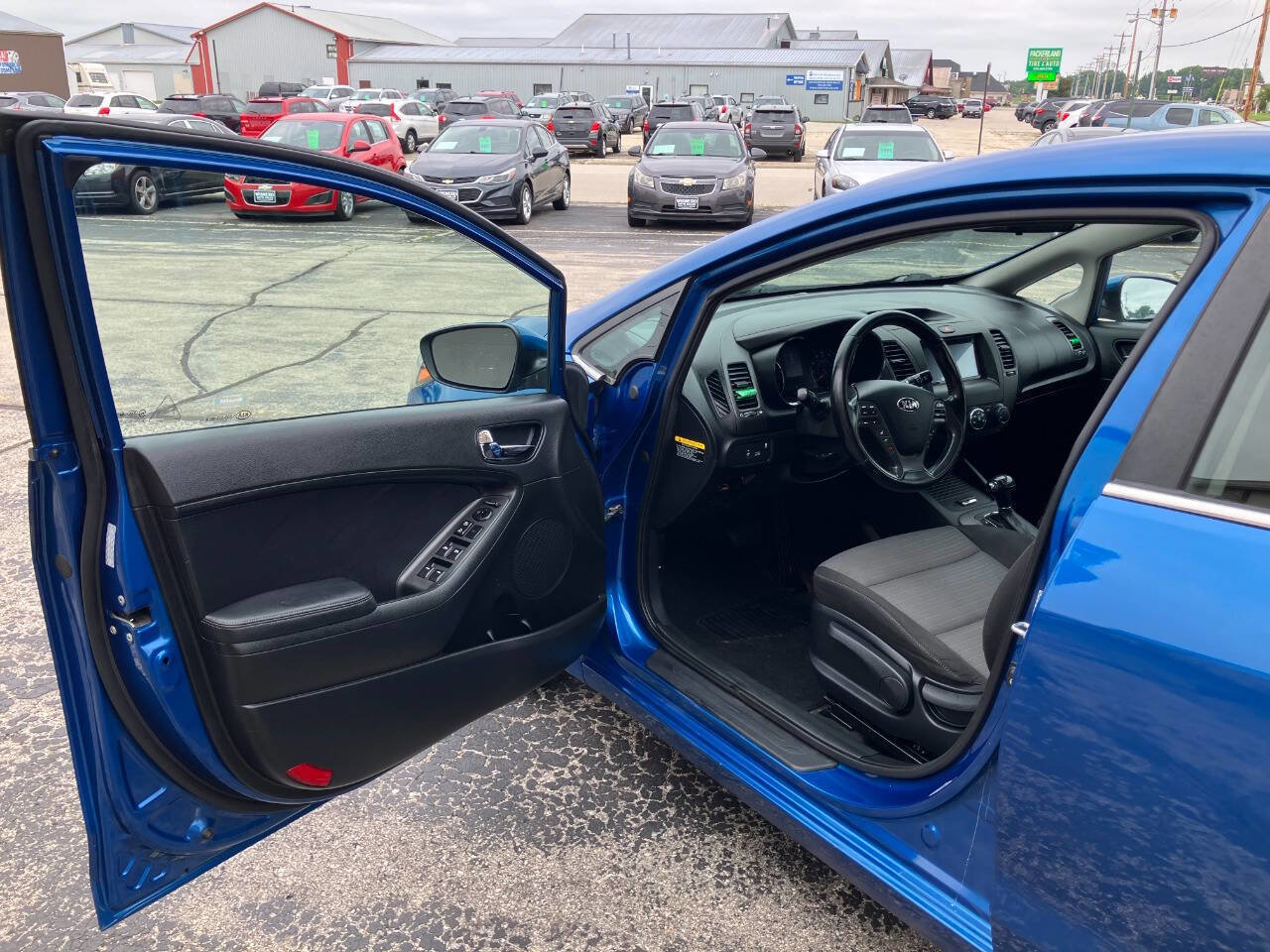 Used 2014 Kia Forte EX image 9