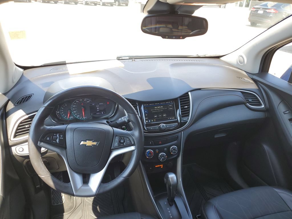 Used 2019 Chevrolet Trax LT w/ LT Convenience Package AWD/4WD image 22