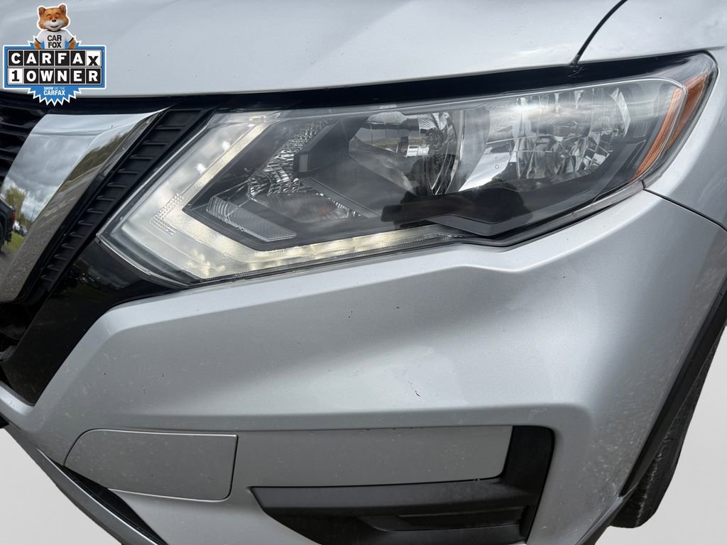 Used 2019 Nissan Rogue S AWD/4WD image 22