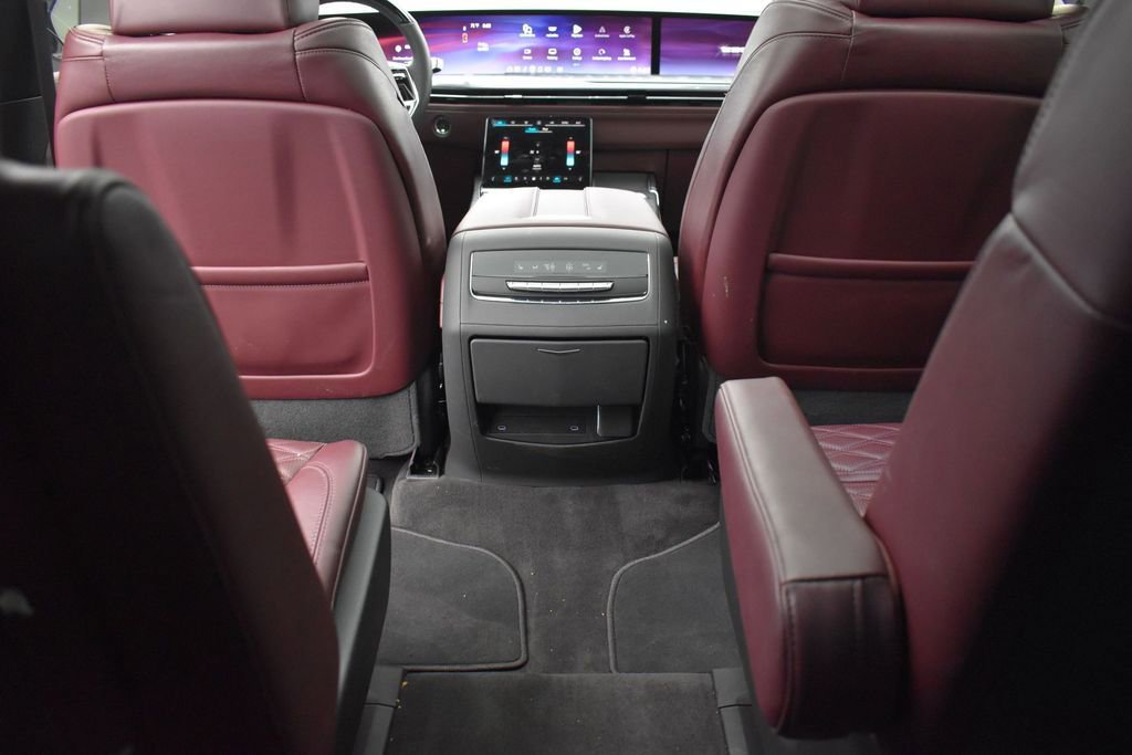 Certified 2026 Cadillac Escalade ESV Sport w/ Touring Package AWD/4WD image 31