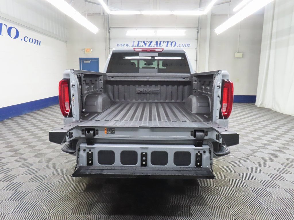 Used 2025 GMC Sierra 1500 Denali AWD/4WD image 37