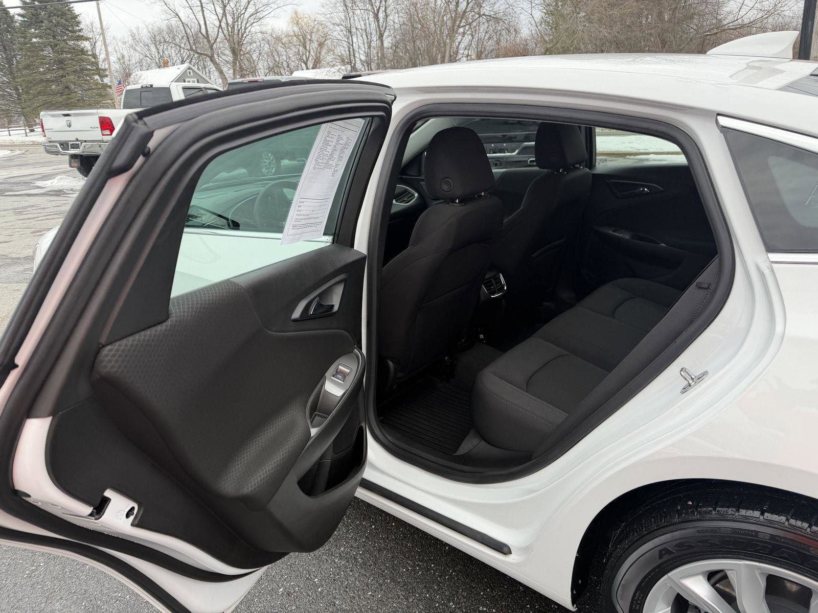 Certified 2024 Chevrolet Malibu LT image 24