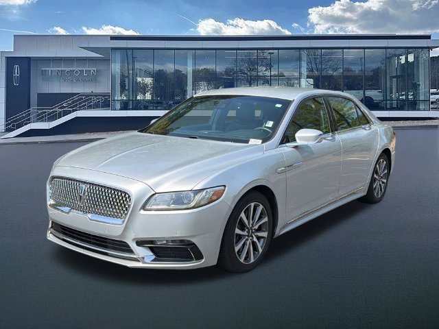 Used 2019 Lincoln Continental Premiere FWD image 3