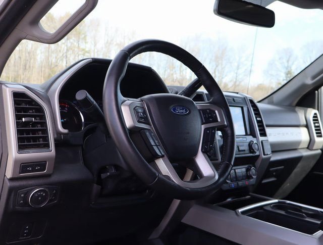 Used 2019 Ford F250 Lariat w/ Lariat Value Package AWD/4WD image 16