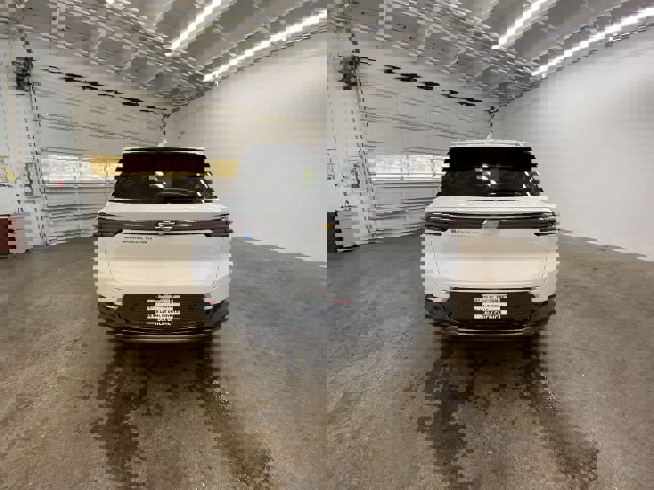 Used 2025 Chevrolet Equinox EV LT w/ Convenience Package image 5