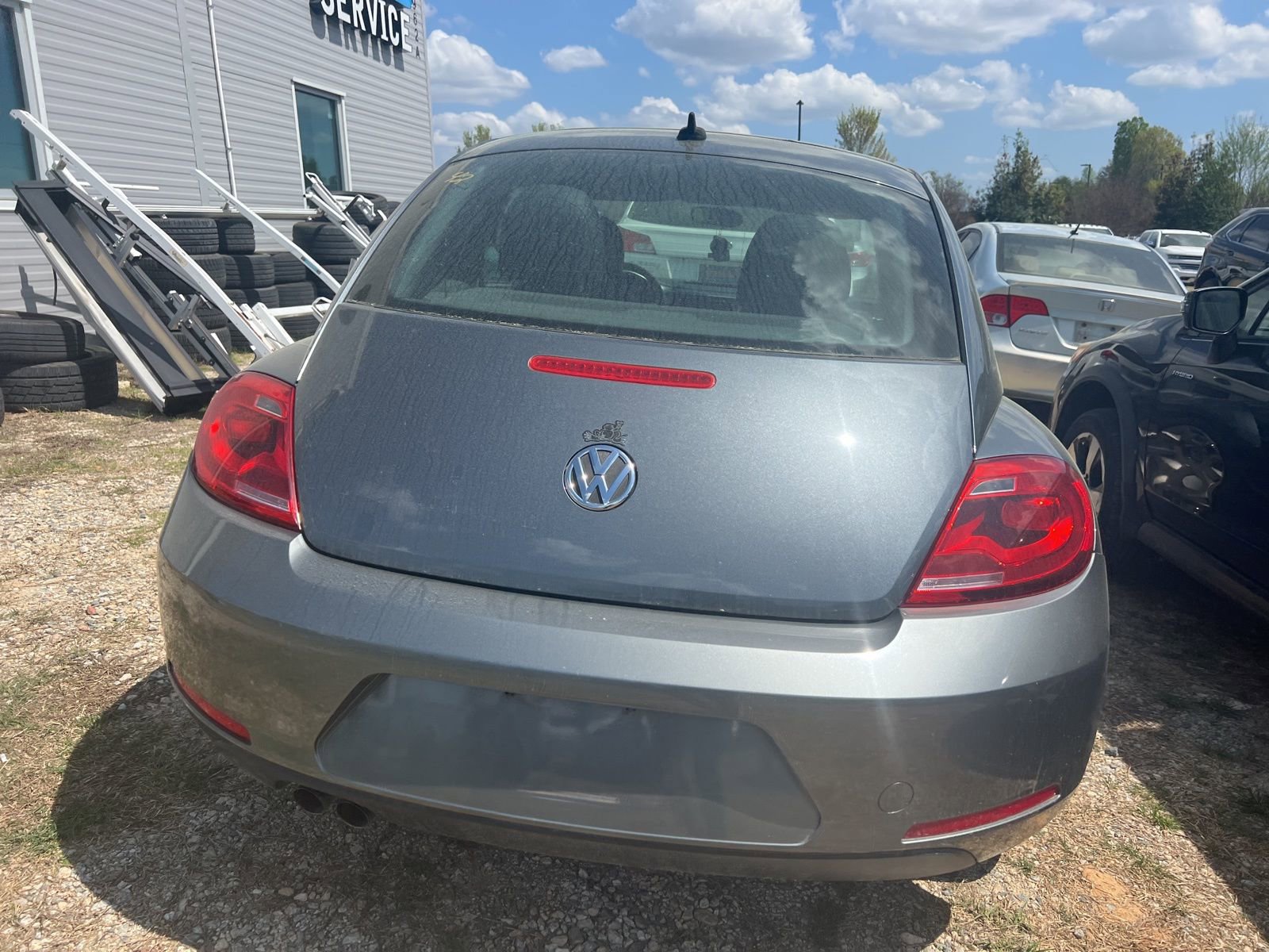 Used 2012 Volkswagen Beetle 2.5 image 8