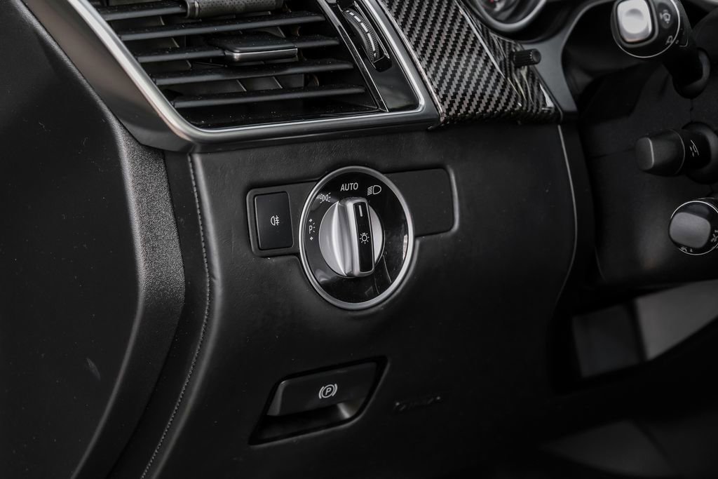 Used 2017 Mercedes-Benz GLE 63 AMG S image 34