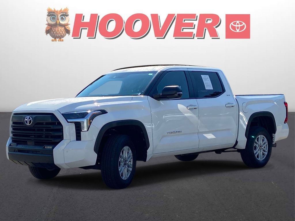 Used 2025 Toyota Tundra SR5 w/ SR5 Premium Package AWD/4WD image 5