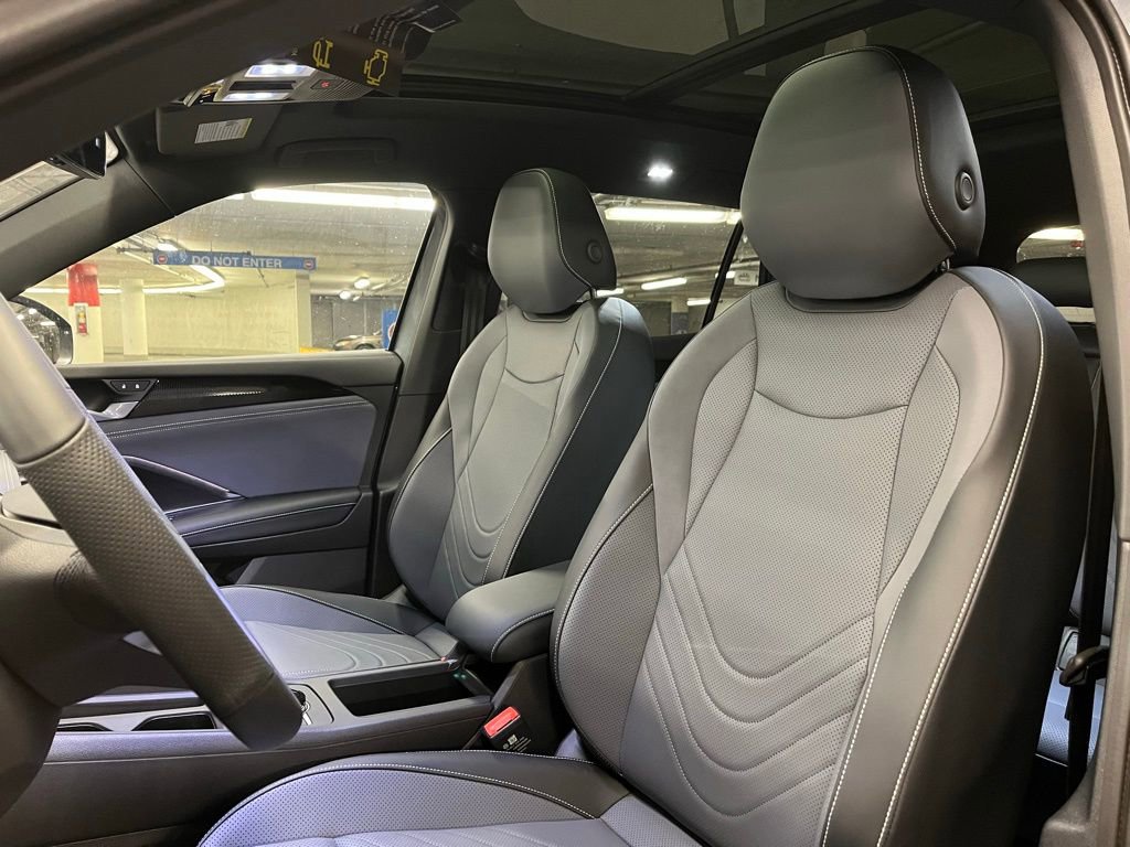 New 2026 Volkswagen Tiguan SE R-Line AWD/4WD image 21