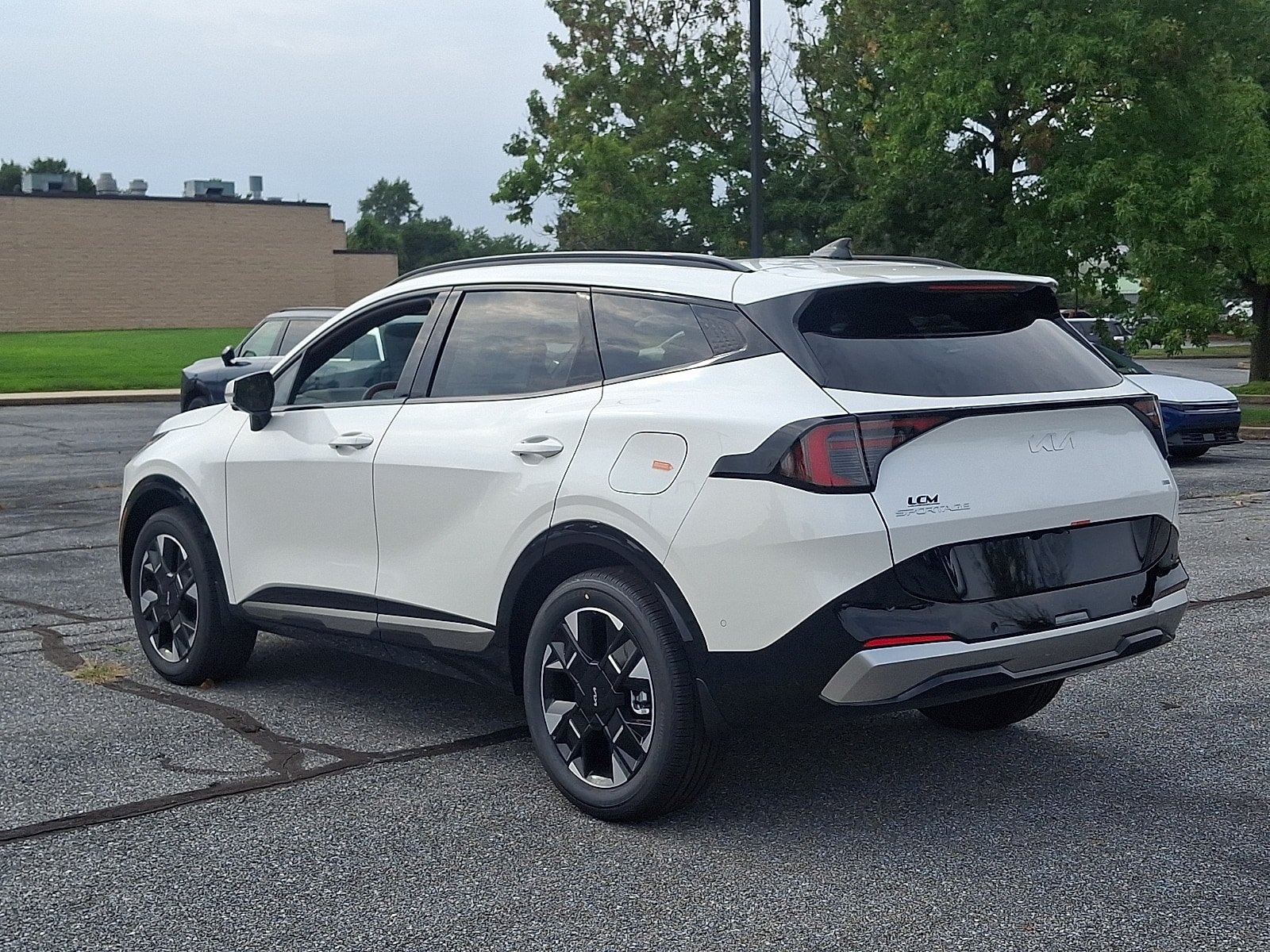 New 2027 Kia Sportage SX Prestige AWD/4WD image 4