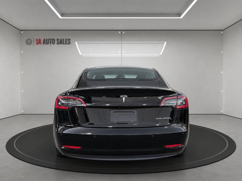 Used 2021 Tesla Model 3 Long Range AWD/4WD image 4