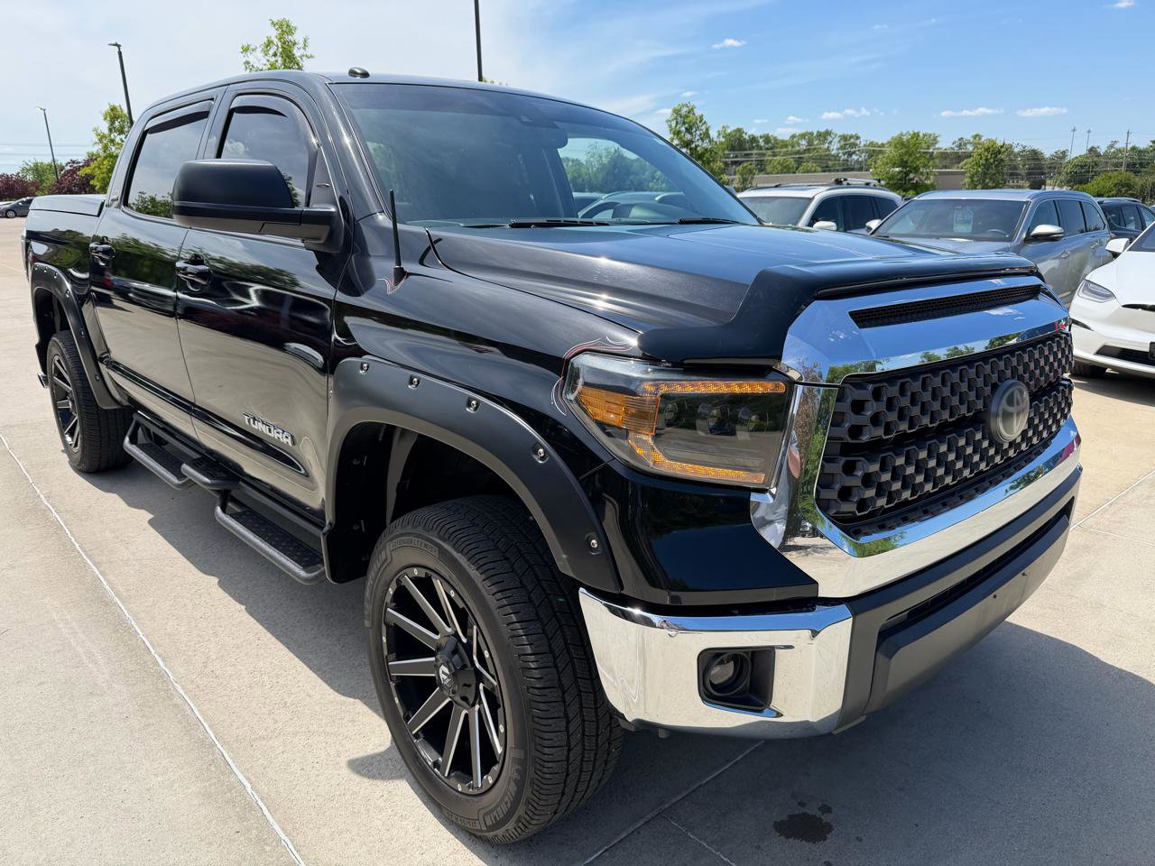Used 2019 Toyota Tundra SR5 w/ SR5 Upgrade Package RWD image 4